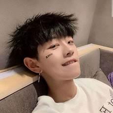 真人正脸头像图片